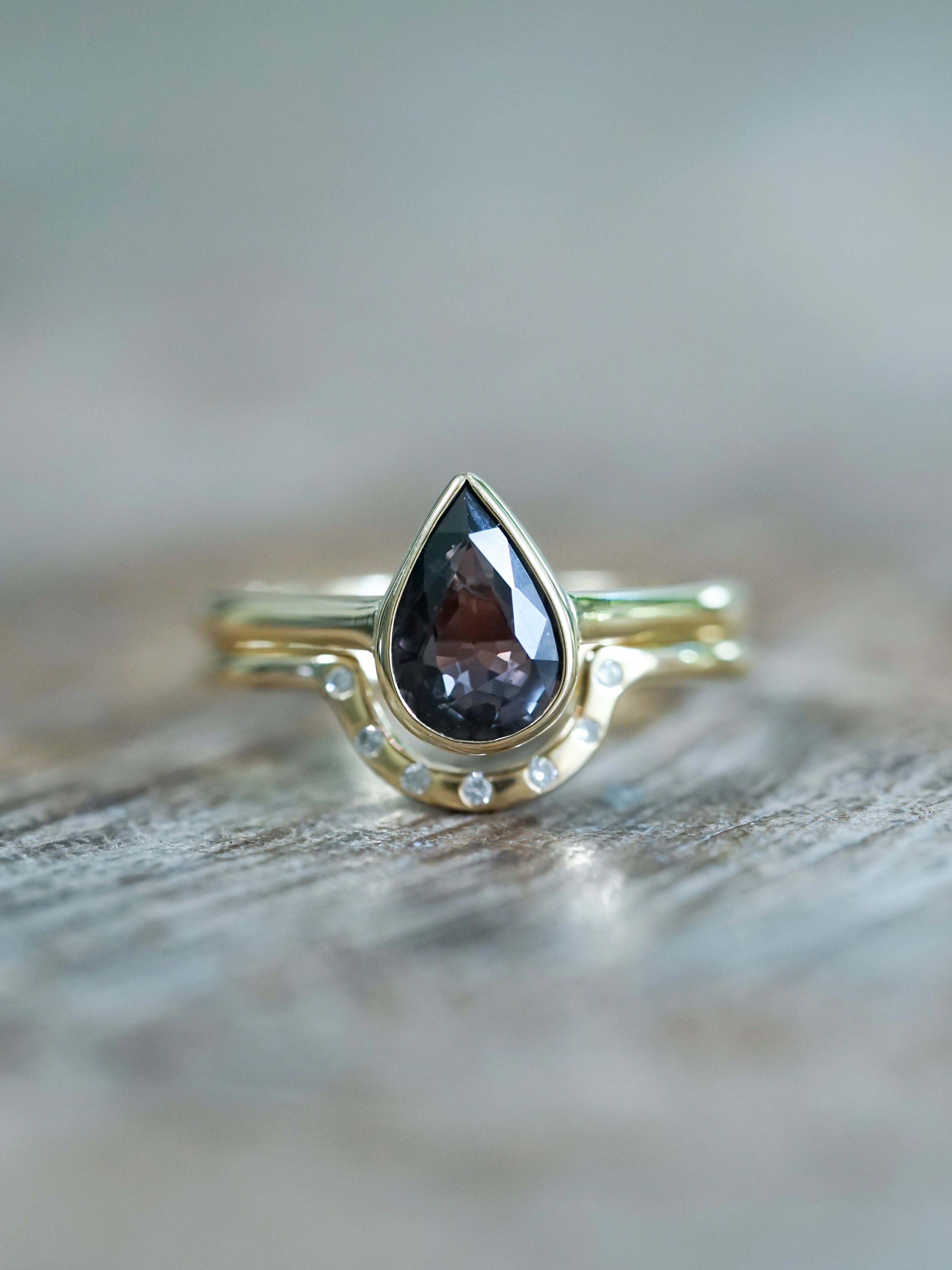 Gemstone Guide: Sapphires Engagement Rings - Ken & Dana Design